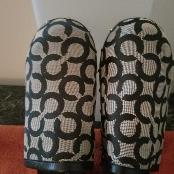 COACH CLOGS! - Picture 6 of 6